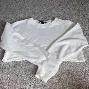 FOREVER 21 cropped crewneck